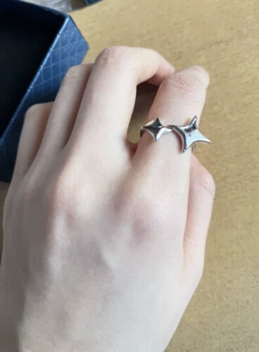 Two Bling Stars Finger Ring Celestial Aesthetic photo review